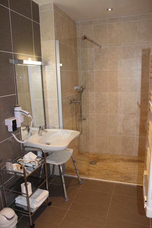 Hotel La Caravelle Ньон Экстерьер фото